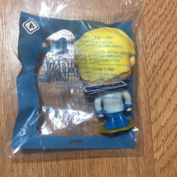 McDonald’s Scooby Doo Fred toy - Picture 2 of 2